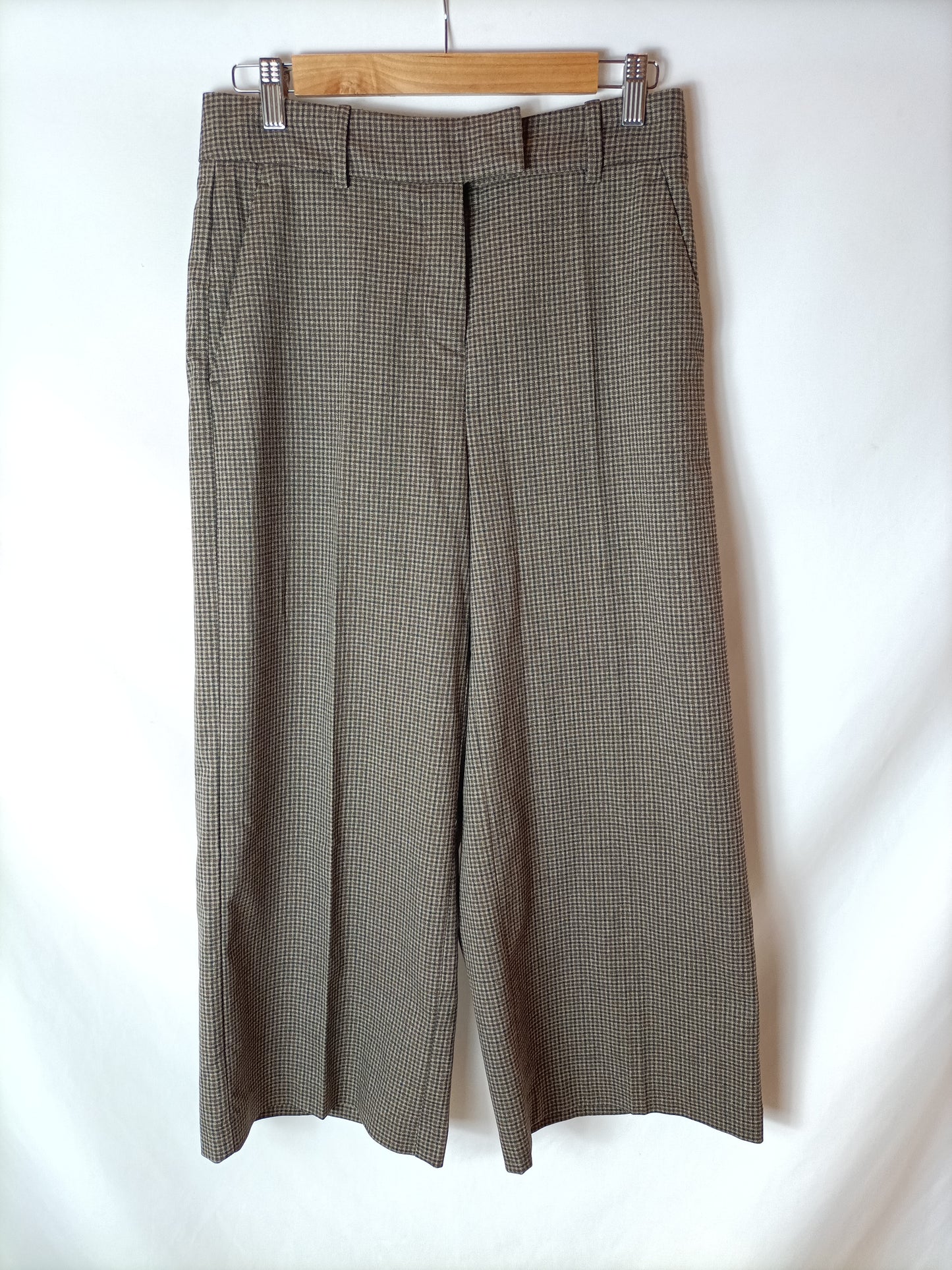 MANGO. Checked culottes. Size 36