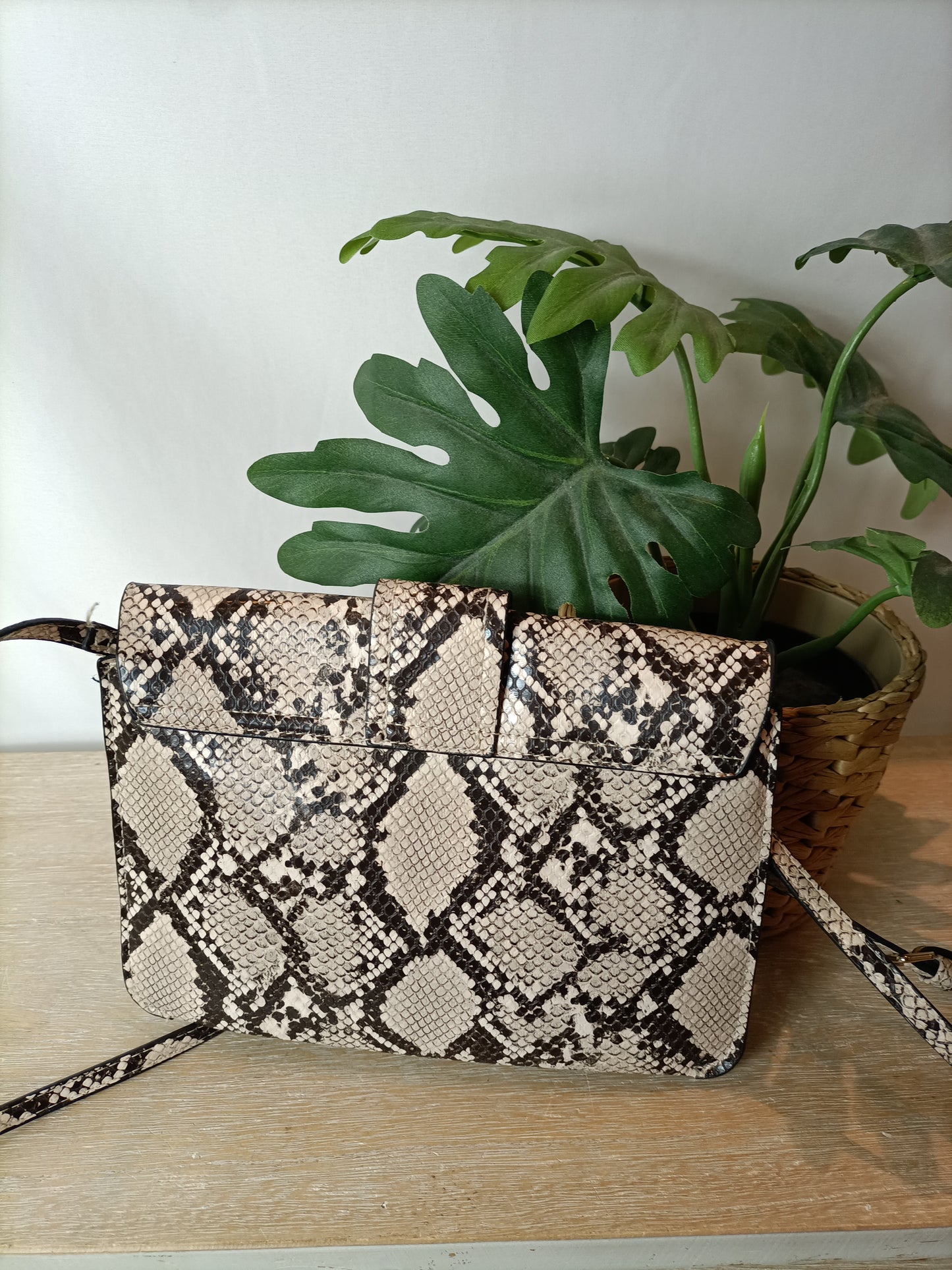 MANGO. Animal print bag