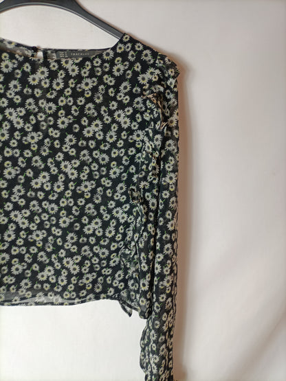ZARA. Blusa negra flores T.s