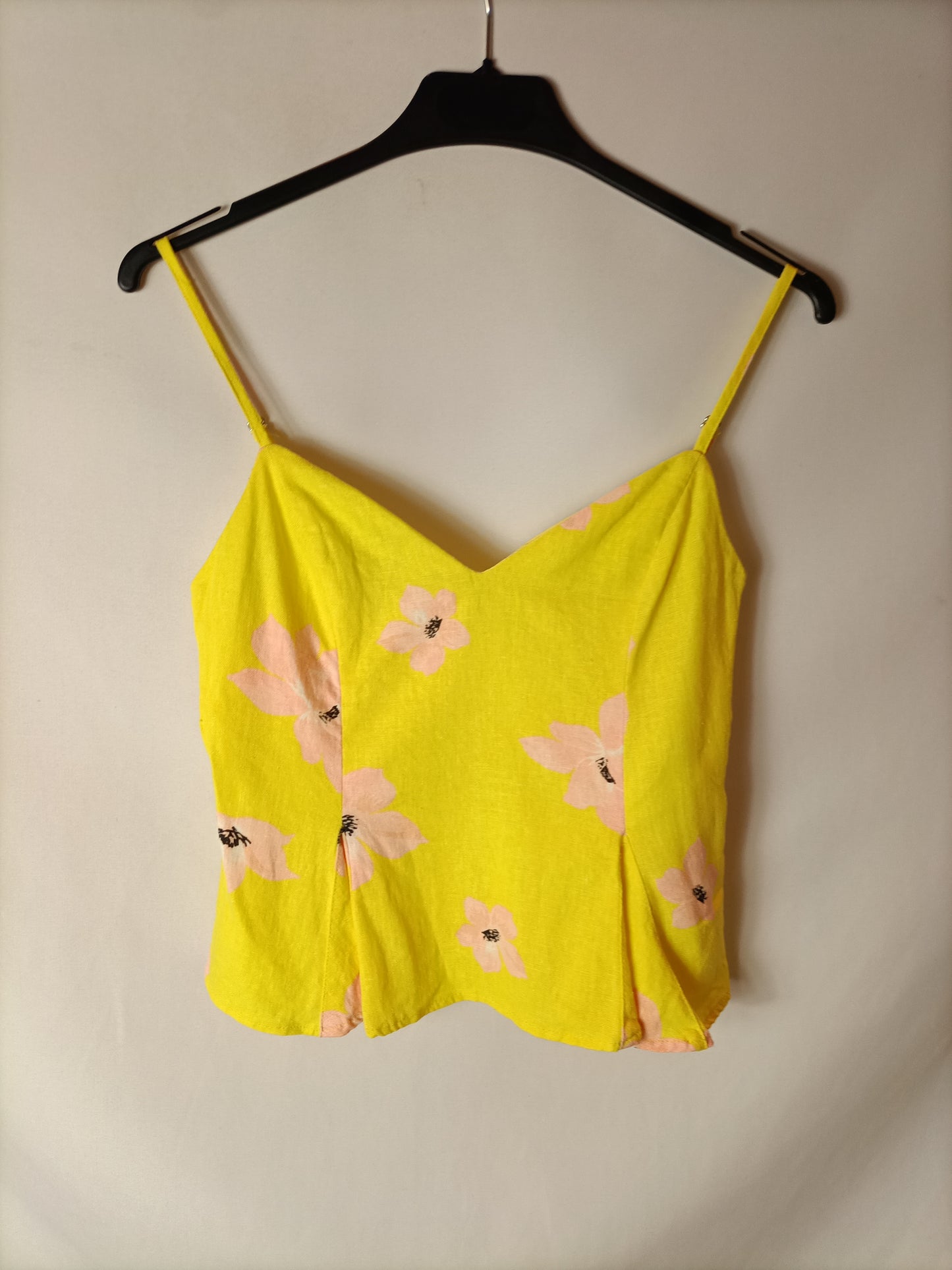 ZARA. Top amarillo flores T.XS