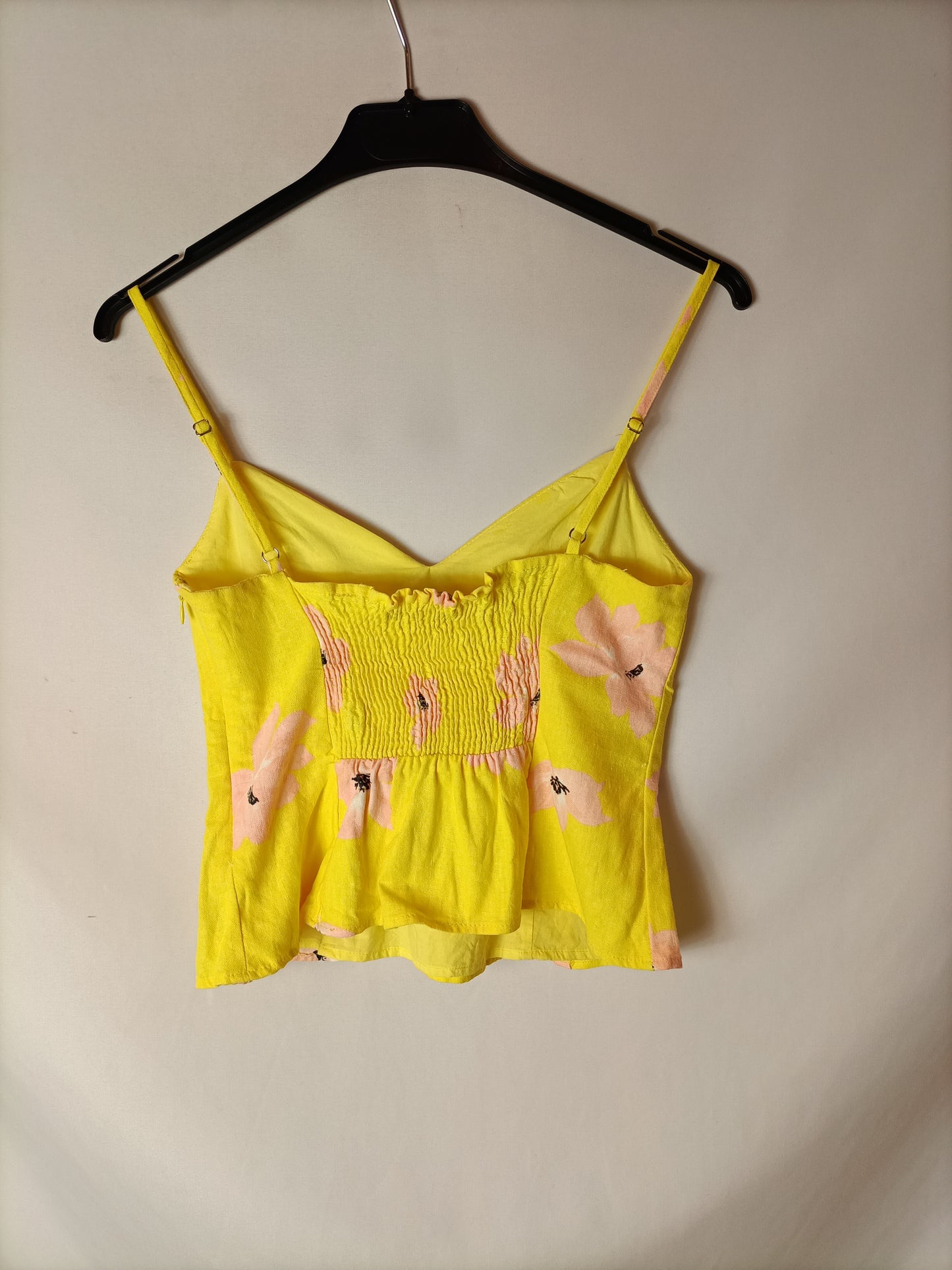 ZARA. Top amarillo flores T.XS