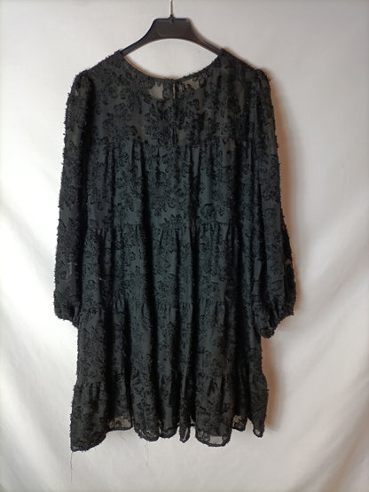 ZARA. Black textured Ts dress
