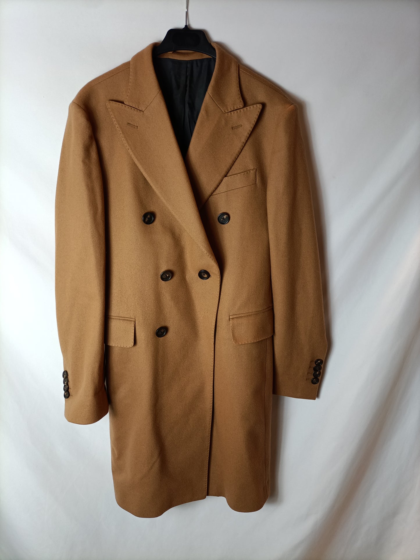 SCALPERS. Abrigo paño beige T.48