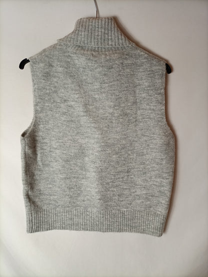 EASY WEAR. Chaleco gris cuello alto  T.m