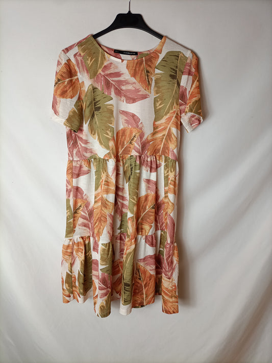 SFERA. Vestido corto hojas T.s