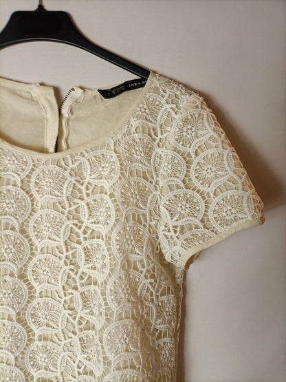 ZARA. Beige lace top TM
