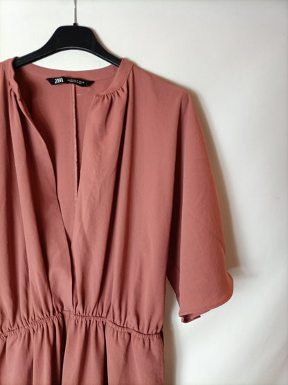 ZARA. Mono largo palazzo. T S (tara)