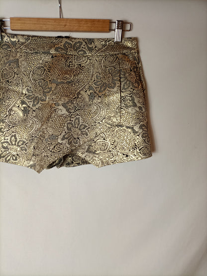 STRADIVARIUS. Gold-thread printed culottes. TS