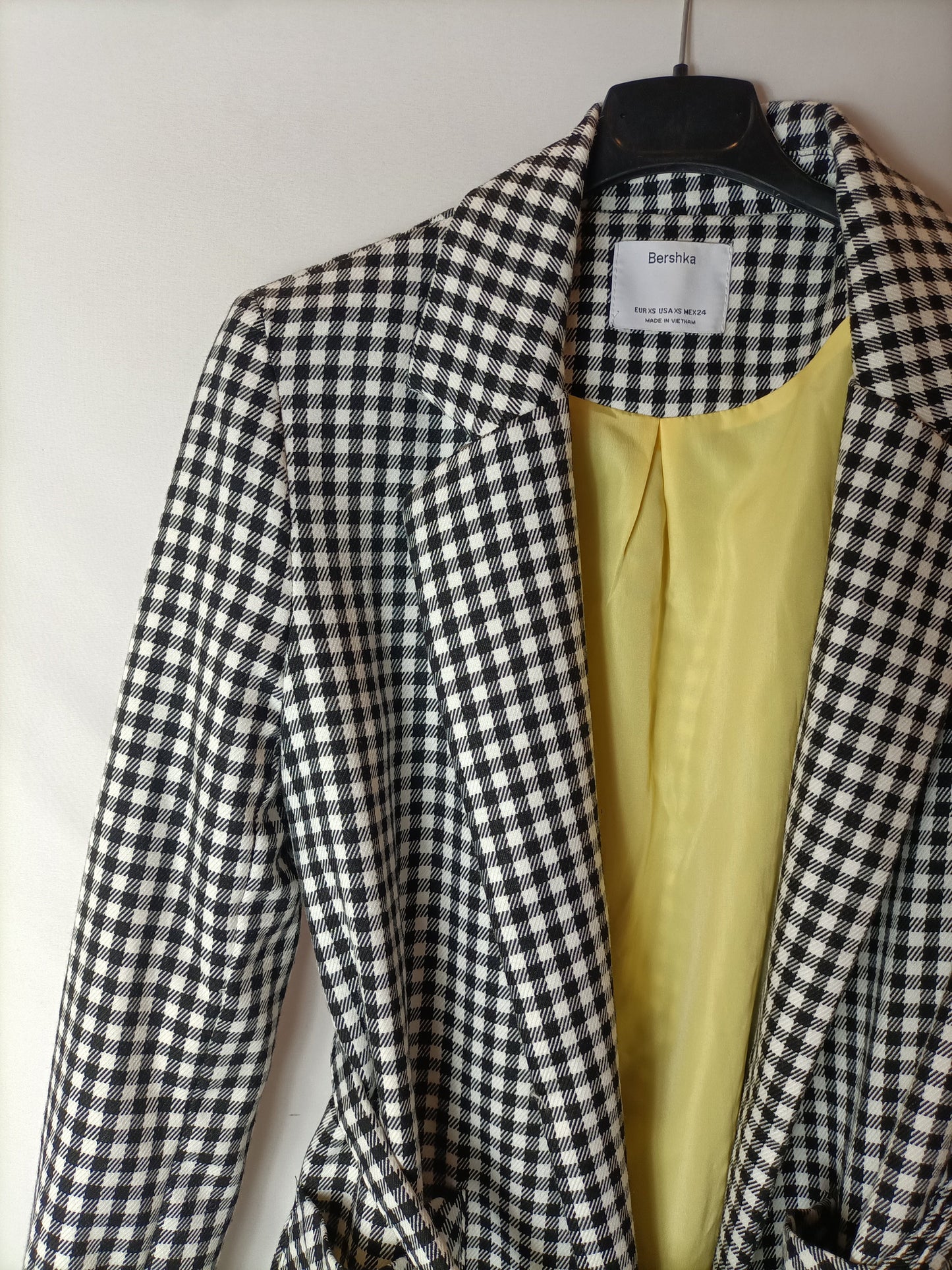 BERSHKA. T.xs gingham blazer