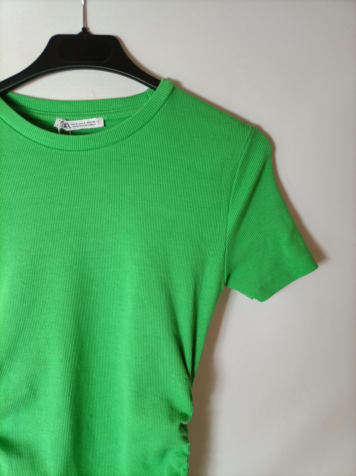 ZARA. Vestido midi verde T. s