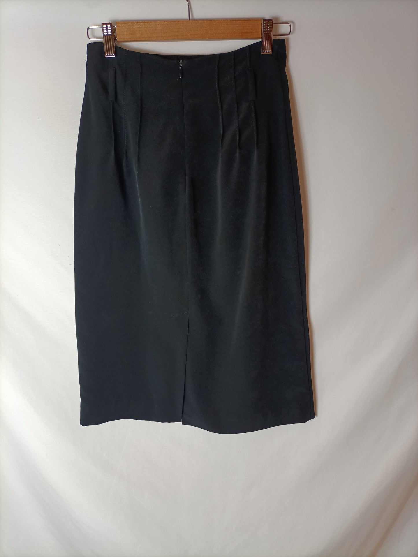 MANGO. Black pleated skirt size 36