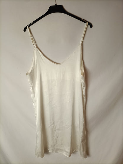 KATIA. Vestido blanco satinado. T L/XL