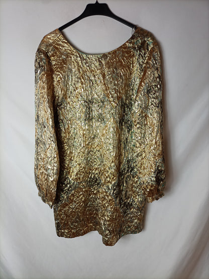 ZARA. Vestido dorado textura. T M