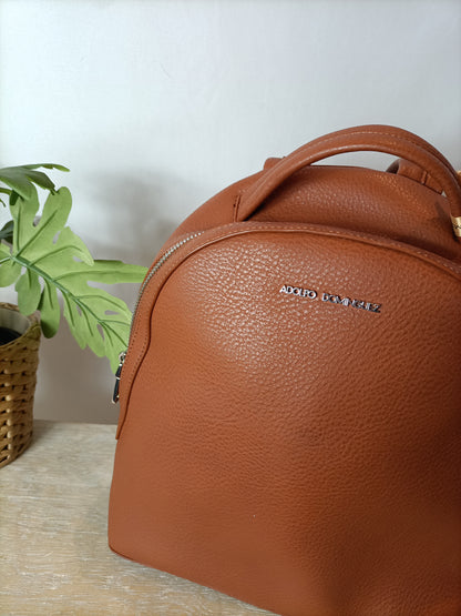 ADOLFO DOMINGUEZ. Brown leather backpack. (Tare)