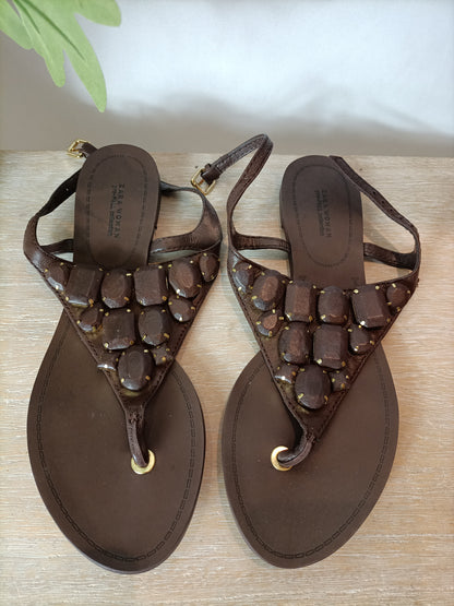 ZARA. Sandalias planas marrones pedreria. T 39