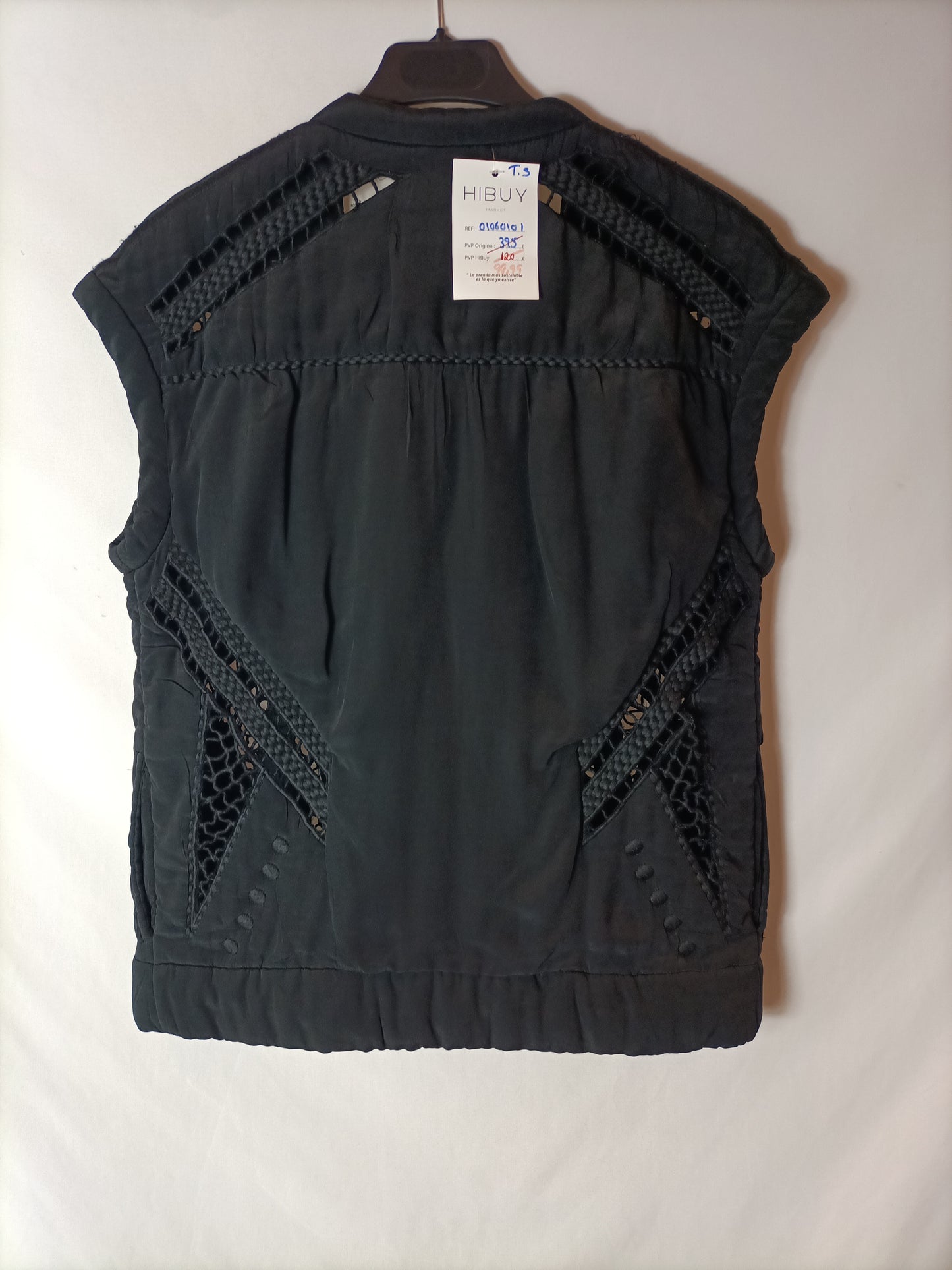 IRO.Chaleco negro troquelado T.34