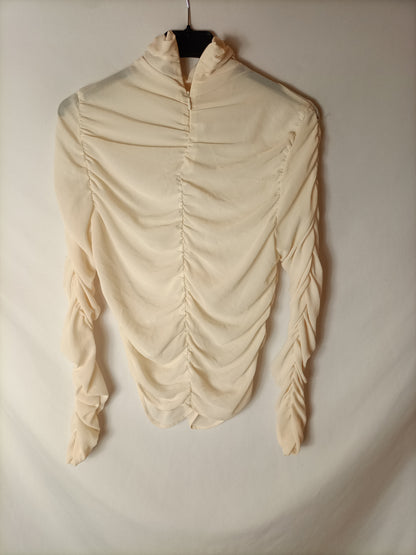 ZARA. Top beige fruncido T.xs