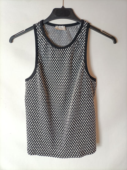 ZARA. Black plumeti Ts top