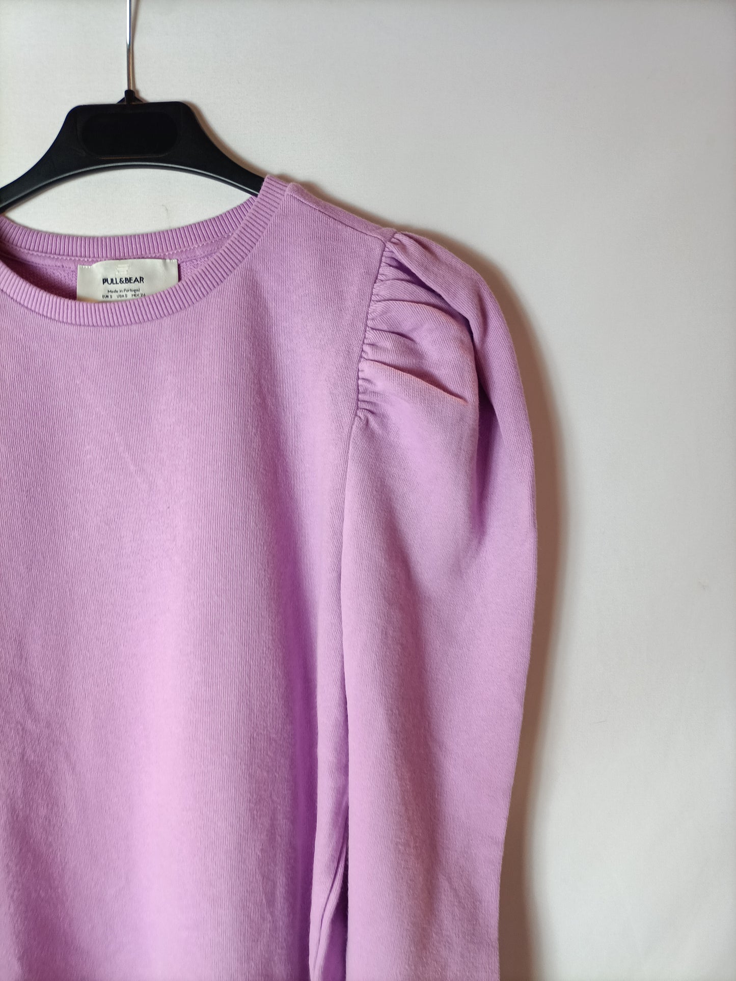 PULL&BEAR. Sudadera  rosa mangas T.s
