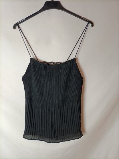 ZARA. Top negro plisado con encaje. T M