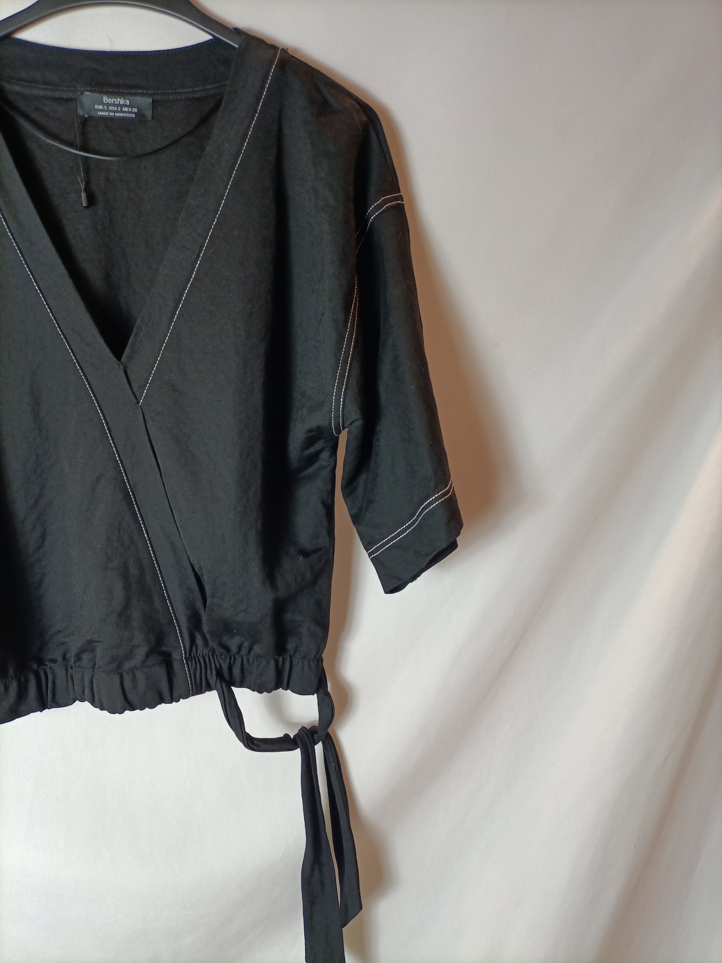 BERSHKA. Black flowy bow top. TS