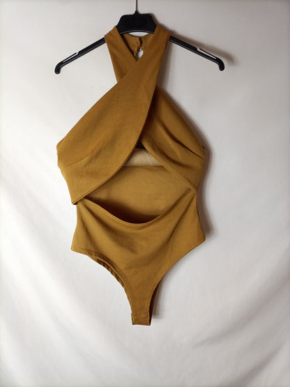 OTHERS. Mustard bodysuit with openings. TS
