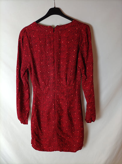 ZARA. Vestido corto rojo estampado. T S