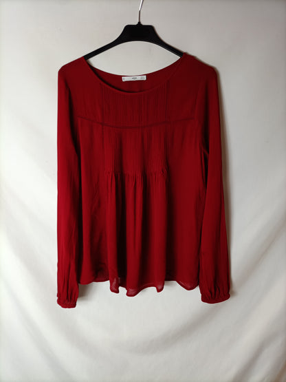 MANGO. Flowy red Ts blouse