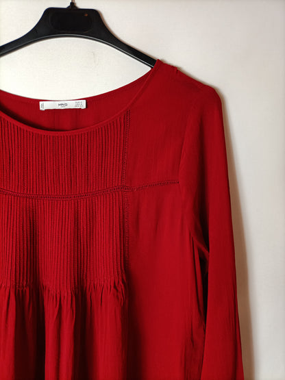 MANGO. Flowy red Ts blouse