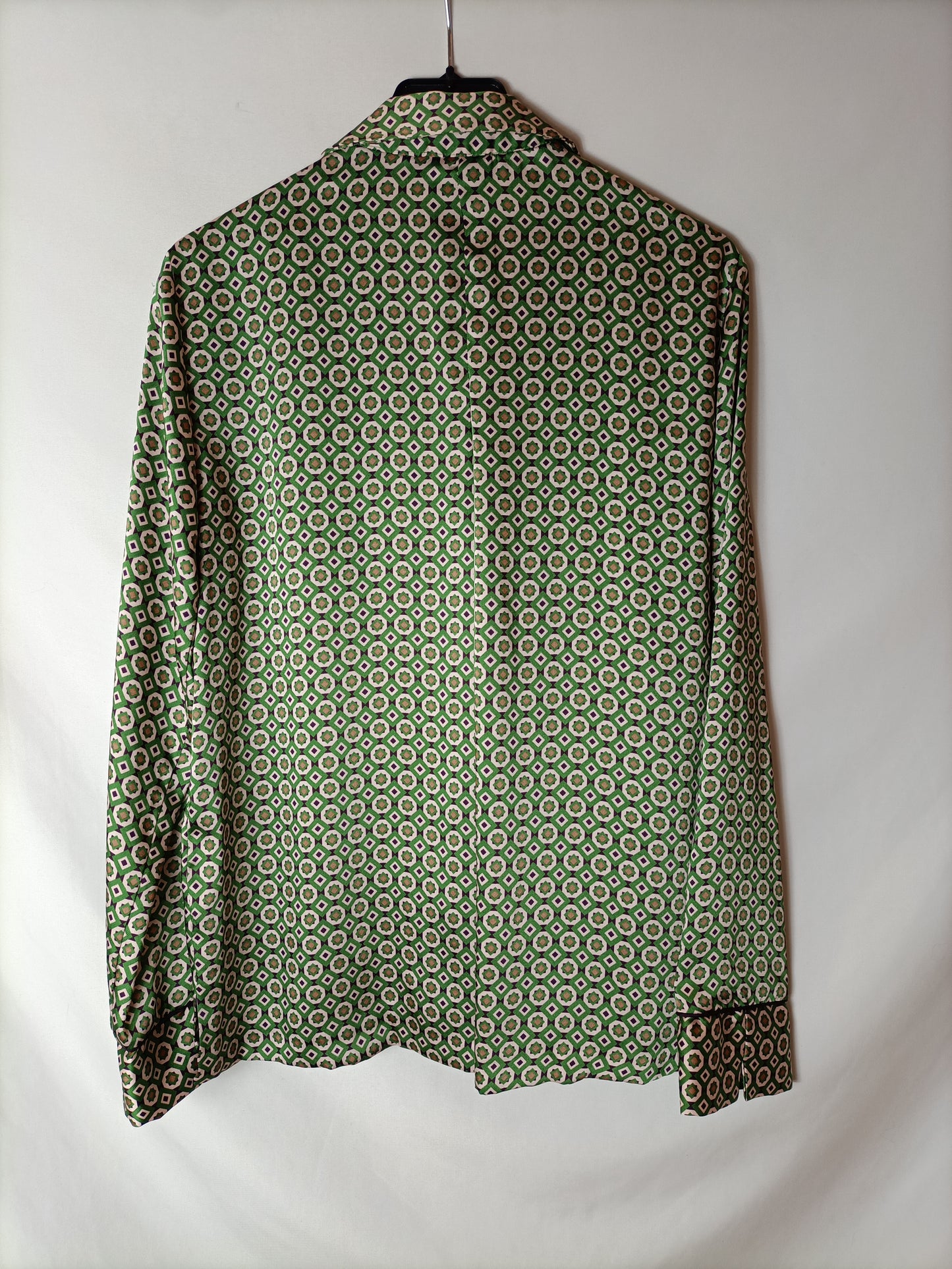 ZARA. Blusa tonos verdes cruzada T.s