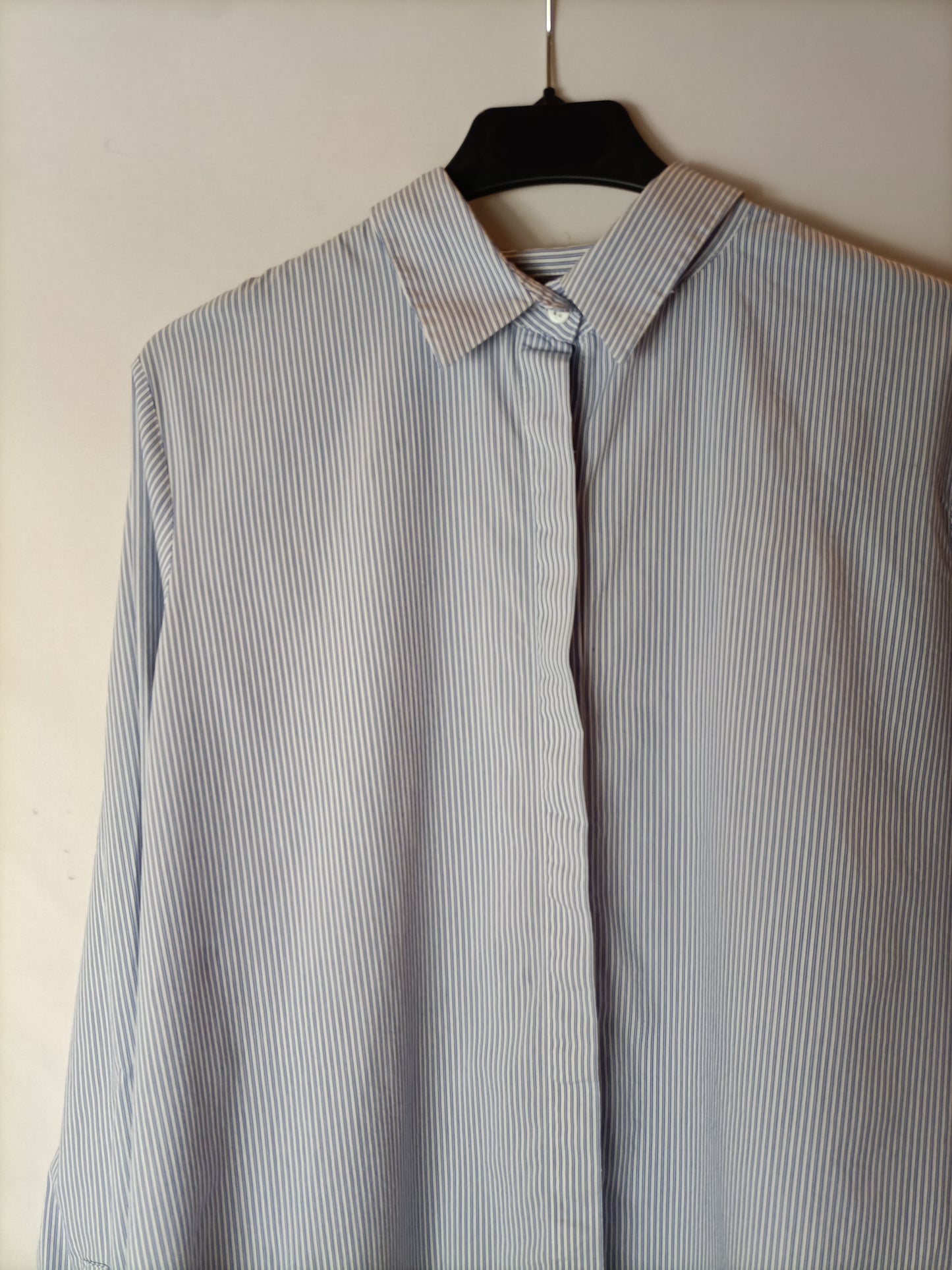 ZARA. Camisa de rayas T.m