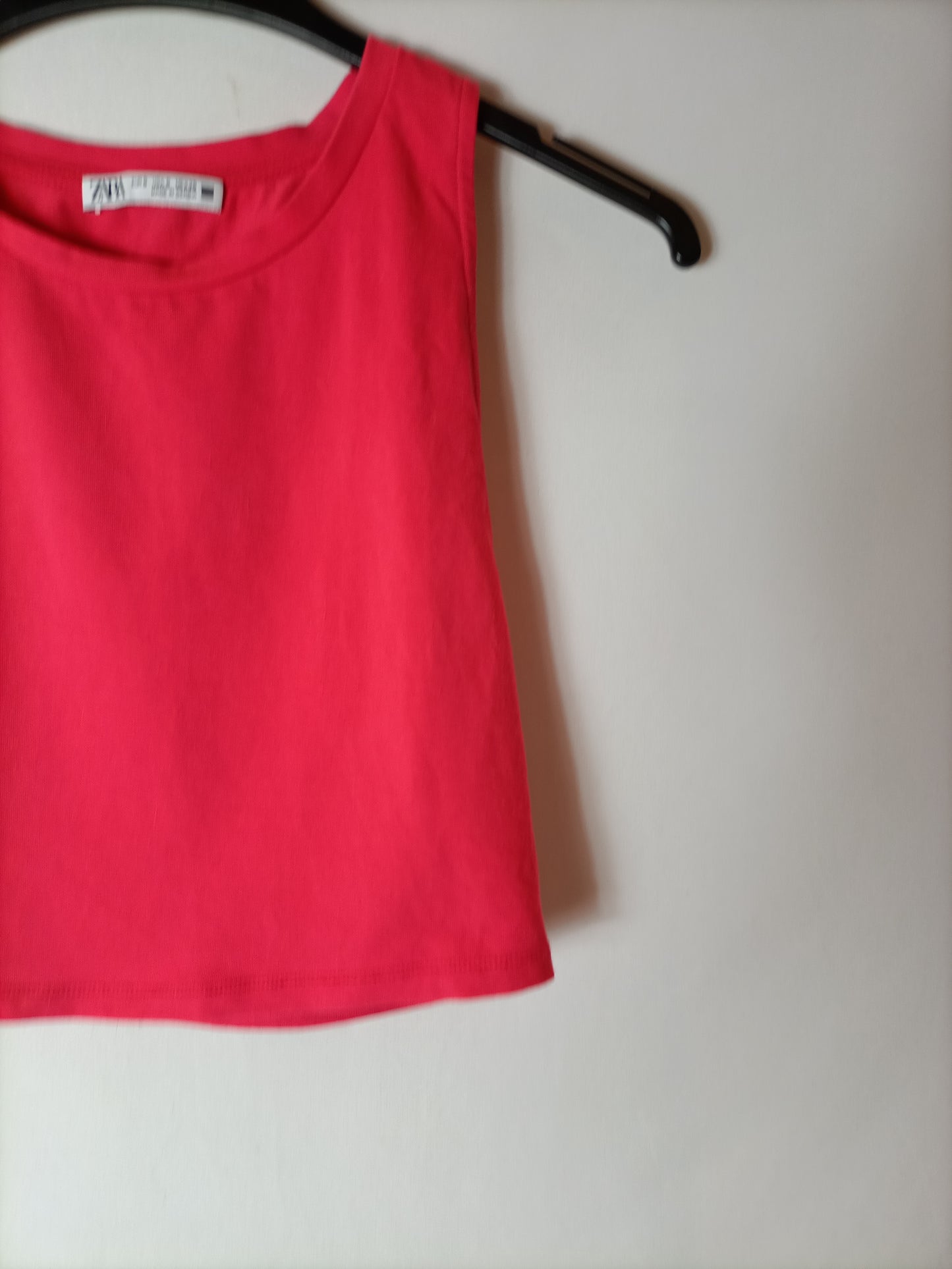 ZARA. Pink Ts Crop Top