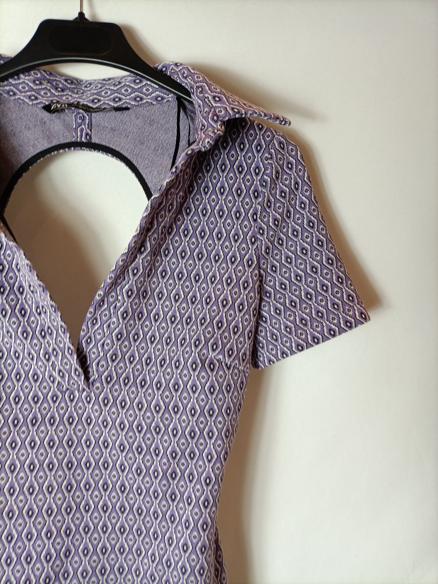 ZARA. Body lila retro T.xs