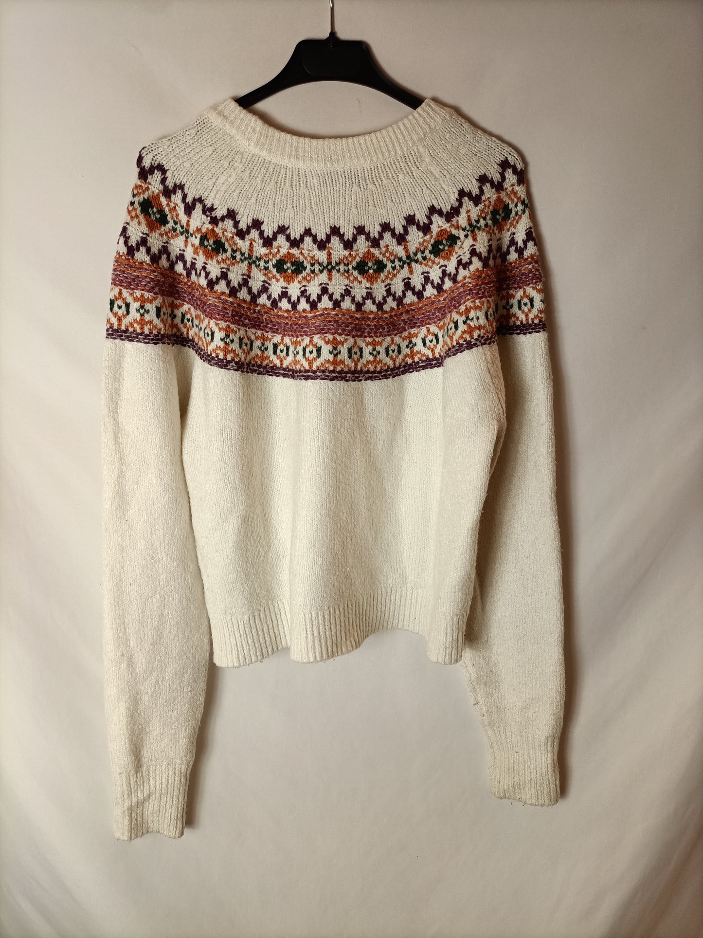 PULL&amp;BEAR. White sweater with TM design