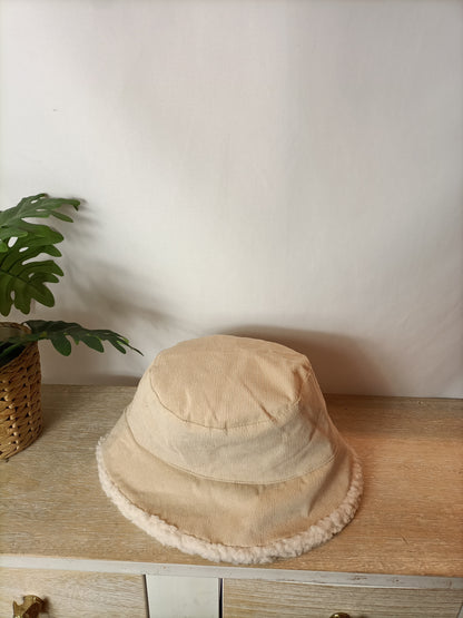 OTRAS. Bucket beige reversible