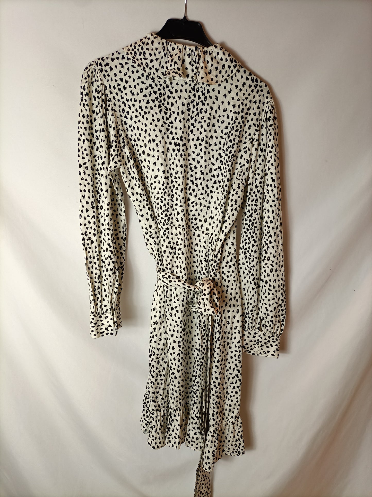 MAJE. Animal print wrap dress with ruffles. Size 1 (36)