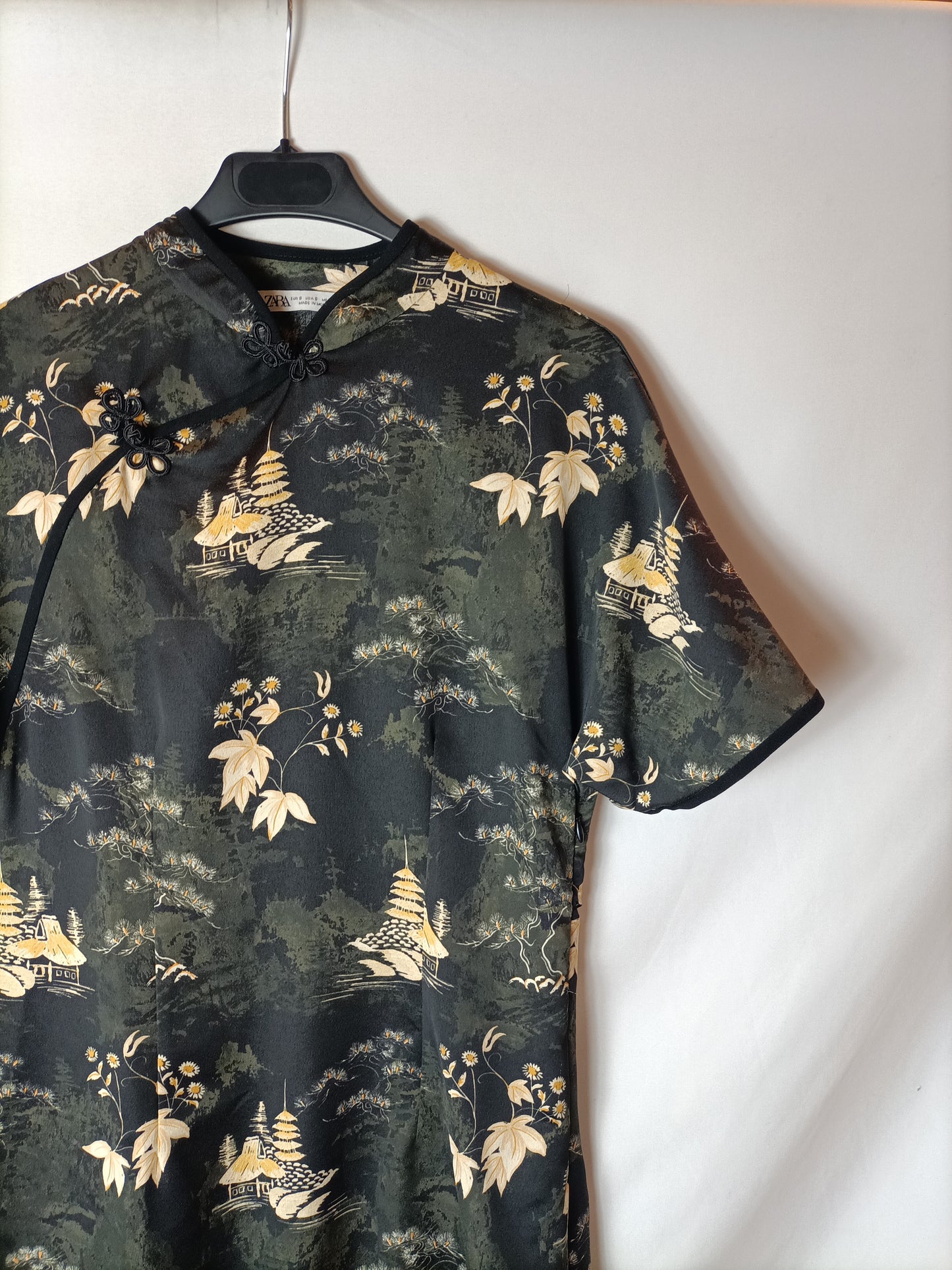 ZARA. Black Chinese Ts dress