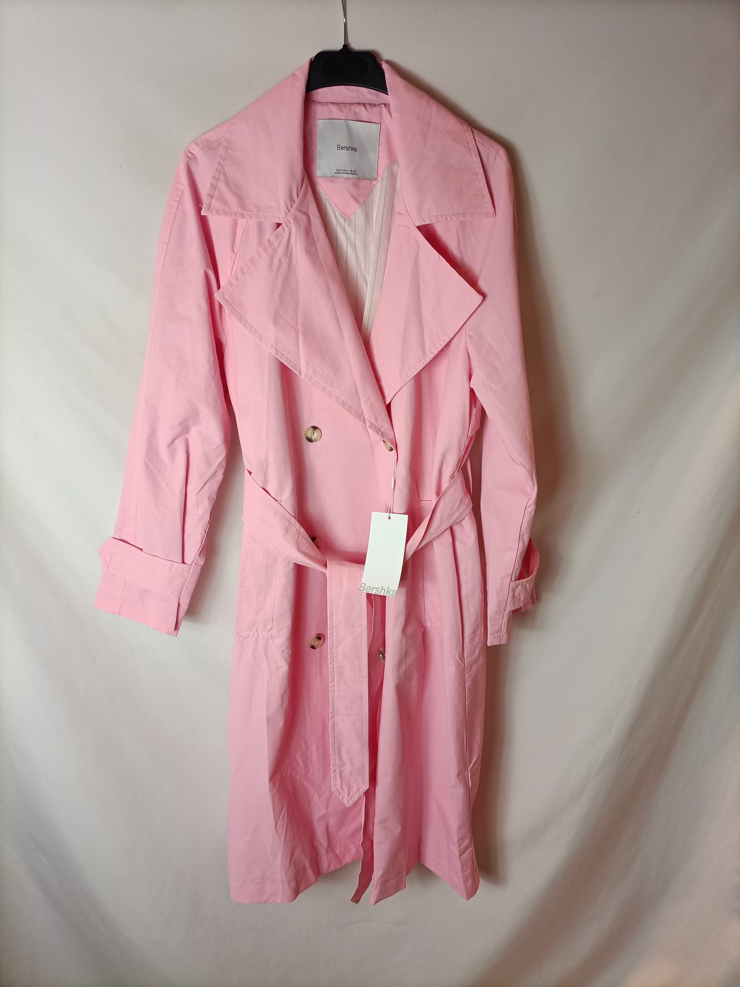 BERSHKA. Pink double-breasted trench coat Ts