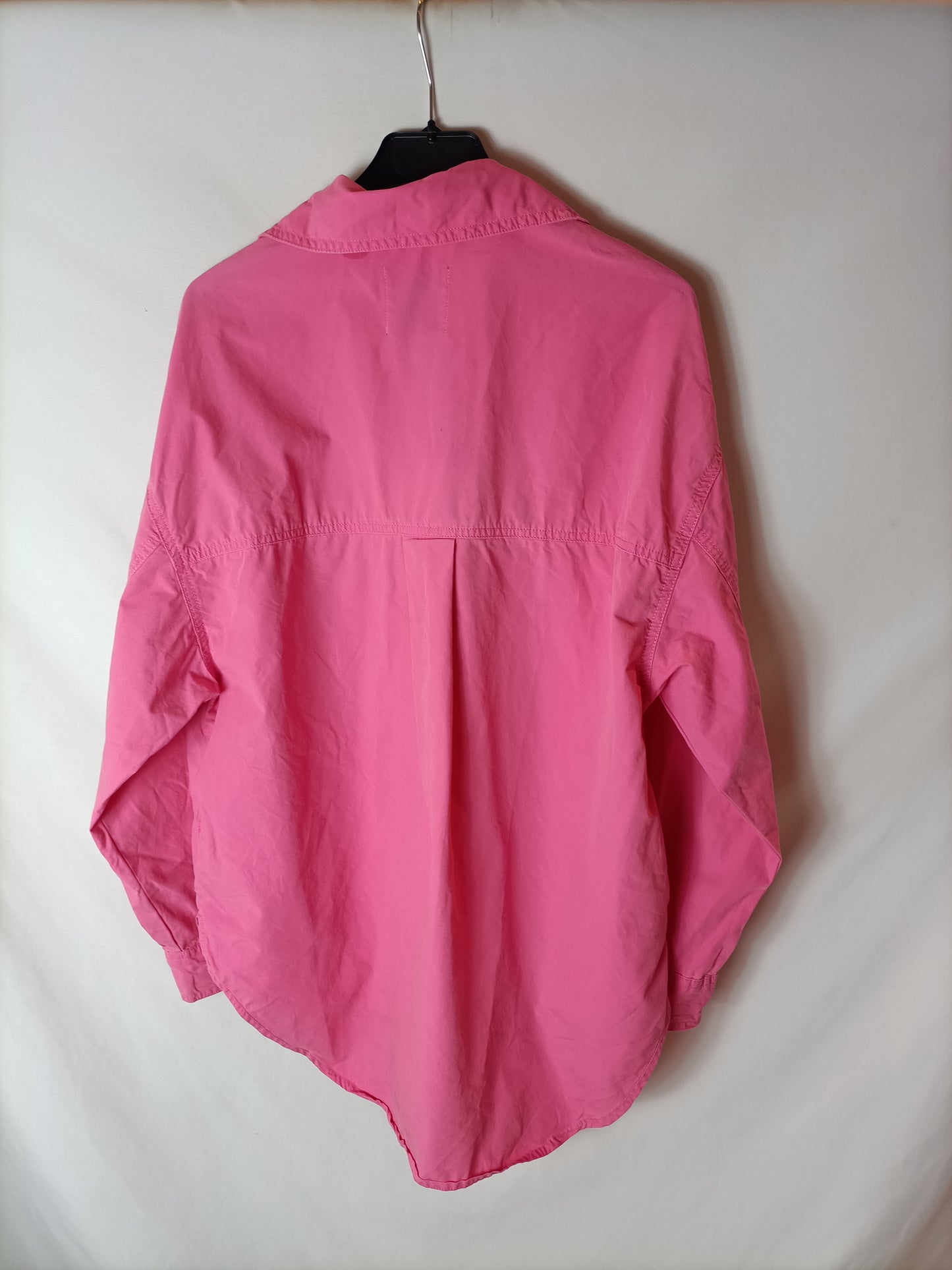 BERSHKA. Chaqueta rosa oversized T.s