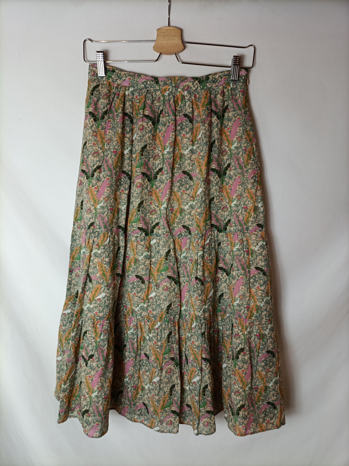 BA&amp;SH. Total crop top and floral skirt look. Size 1 (36)