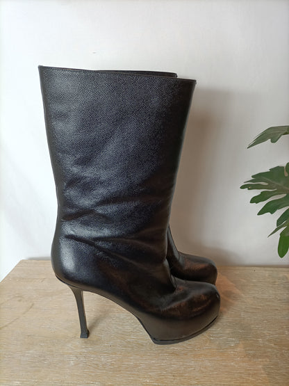 SAINT LAURENT. Black inner platform boots. T 38.5