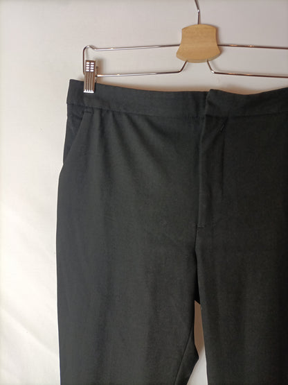 ZARA. Pantalón negro de vestir T.l