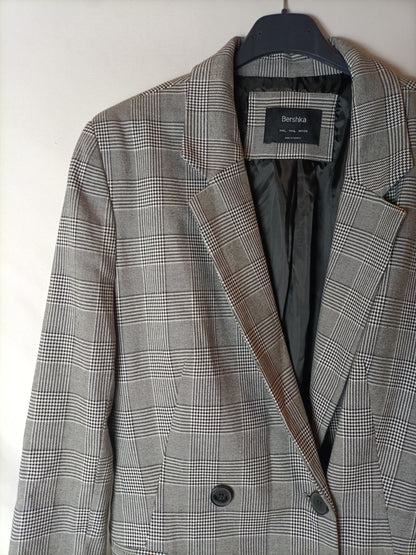 BERSHKA. Abrigo largo cruzado T.L