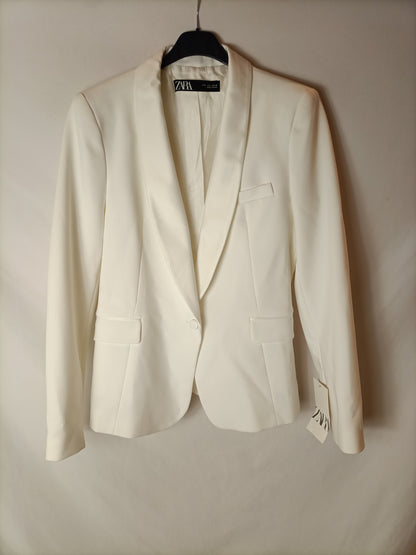 ZARA. Blazers blanxa solapa T.L