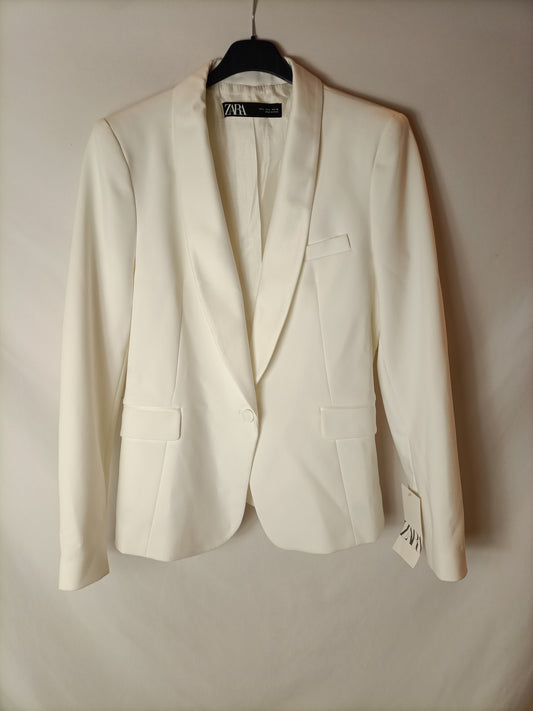 ZARA. Blazers blanxa solapa T.L