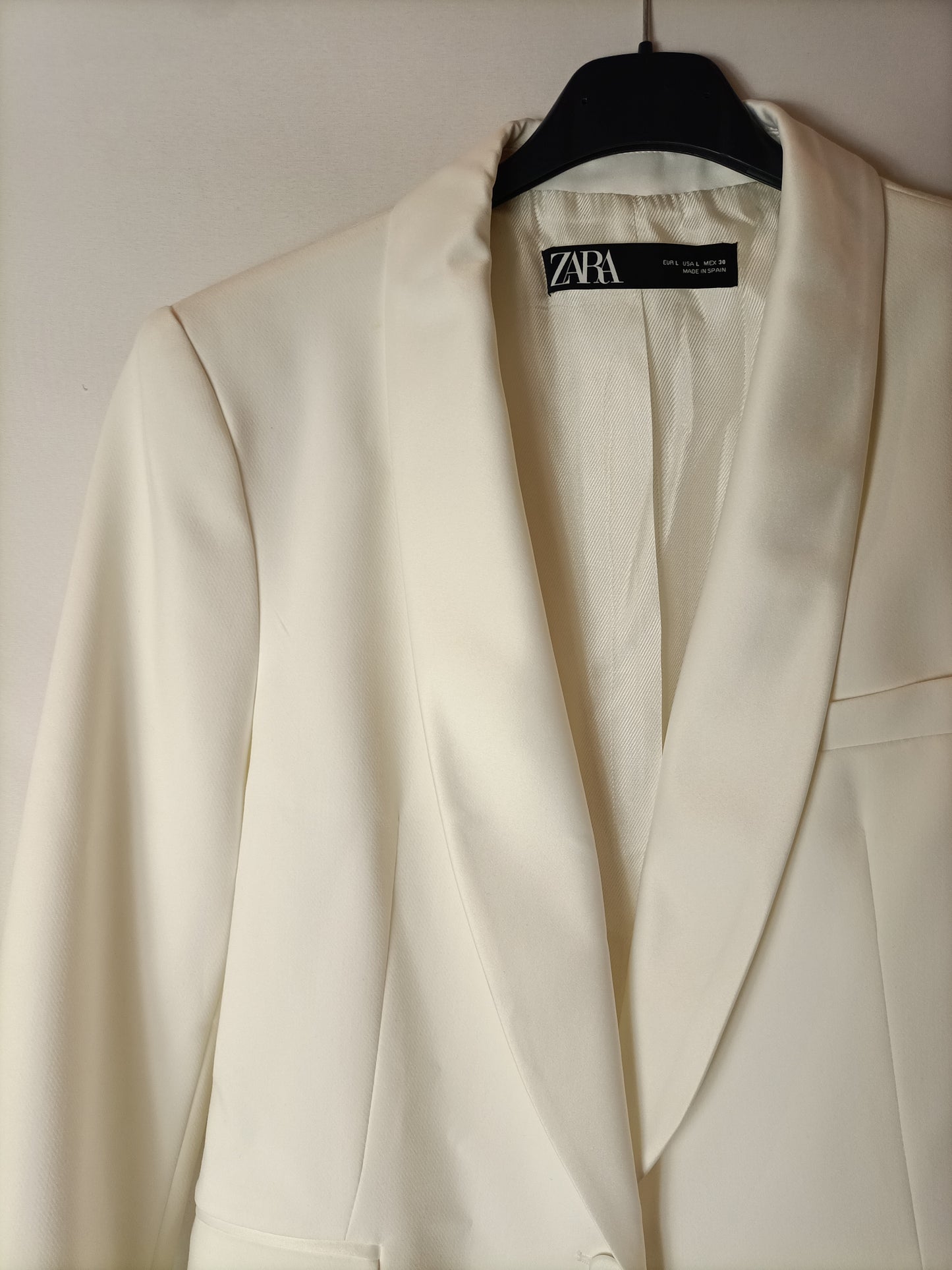 ZARA. Blazers blanxa solapa T.L