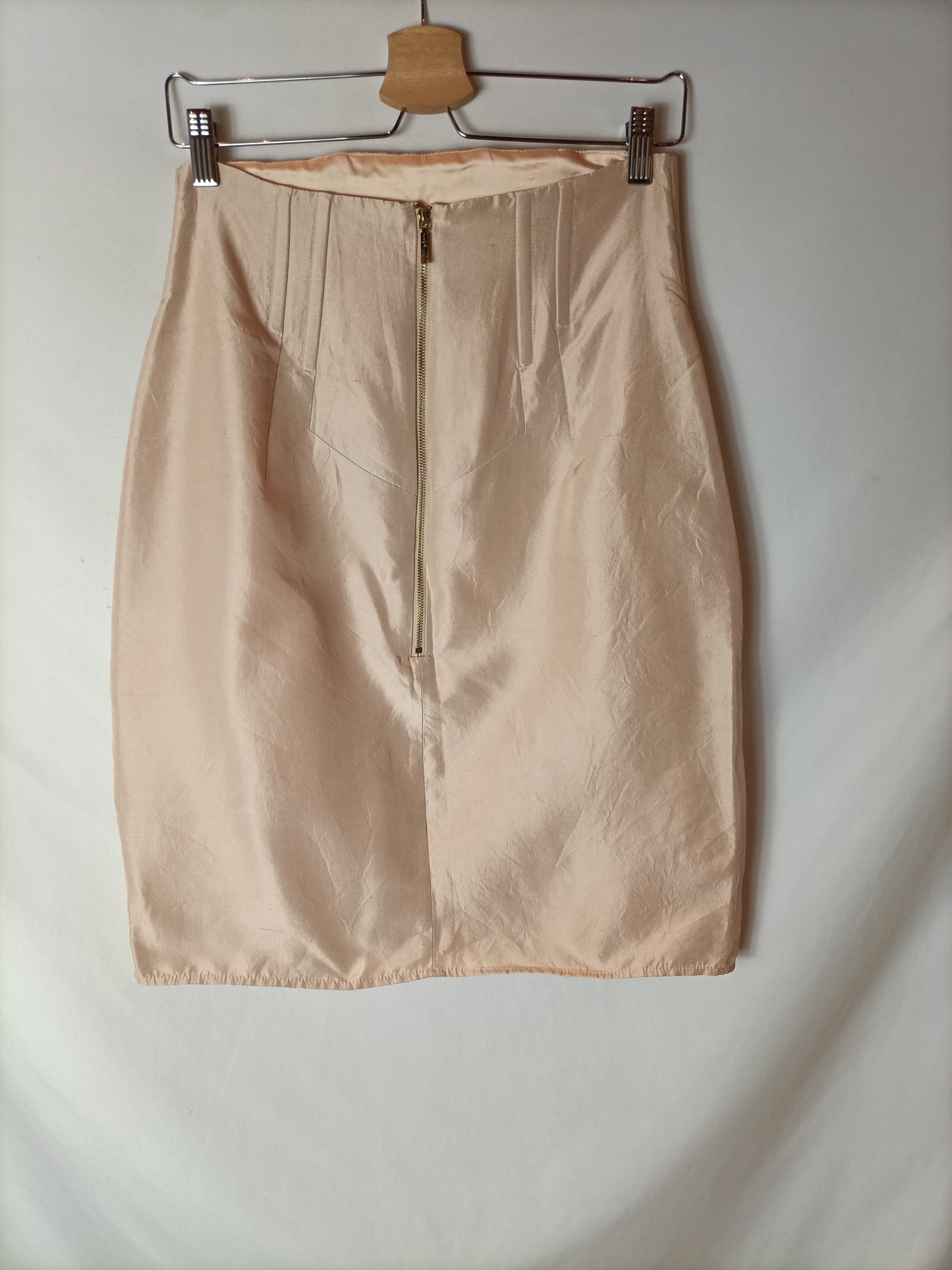 GUESS. Falda roda seda T.44(36)