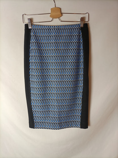 PINKO. Geometric pattern pencil skirt. Size 38