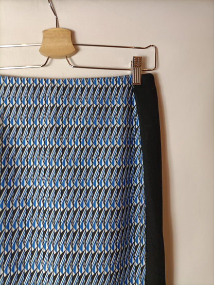 PINKO. Geometric pattern pencil skirt. Size 38