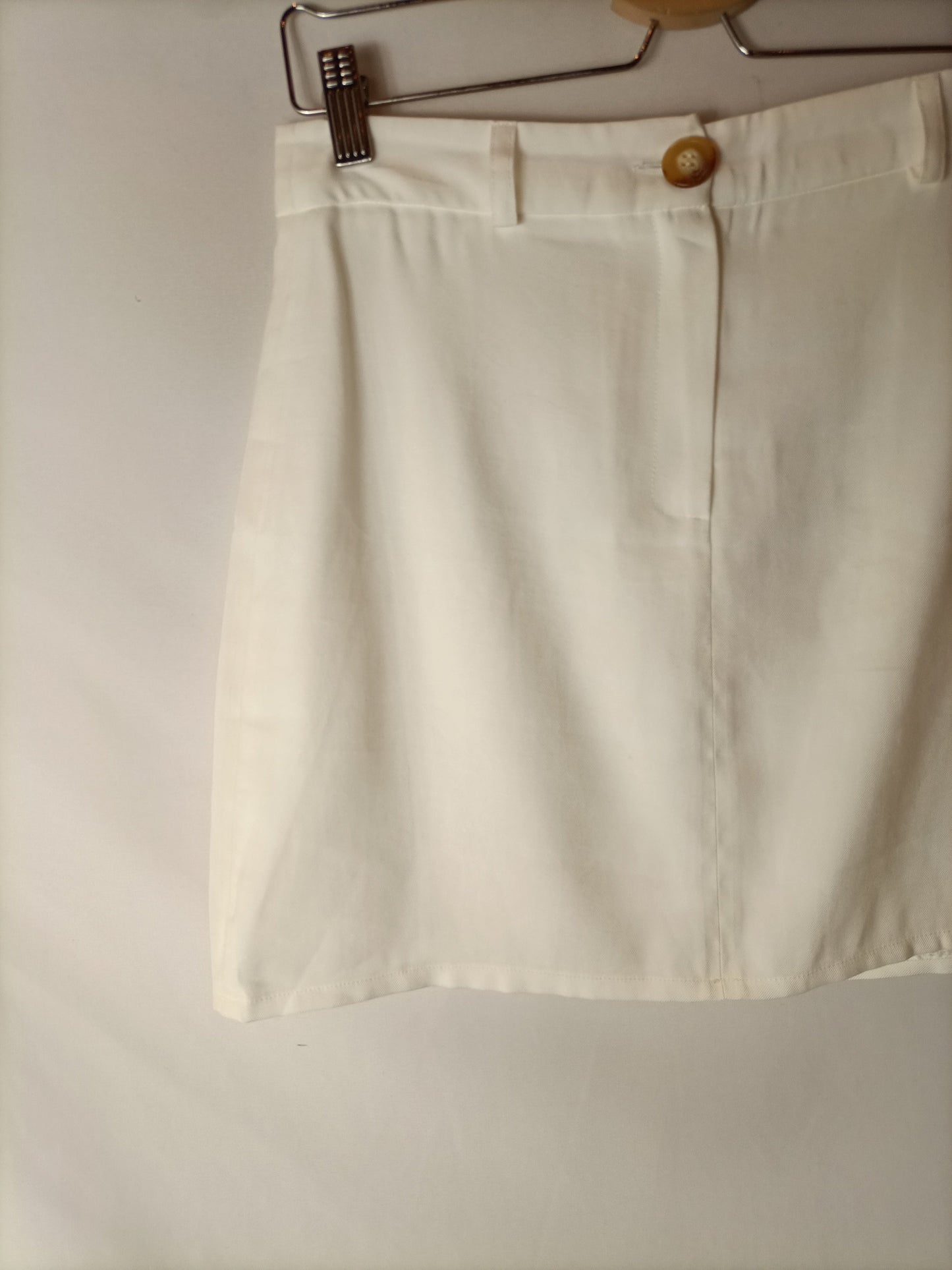 NÍCOLI. Falda blanco roto. T S